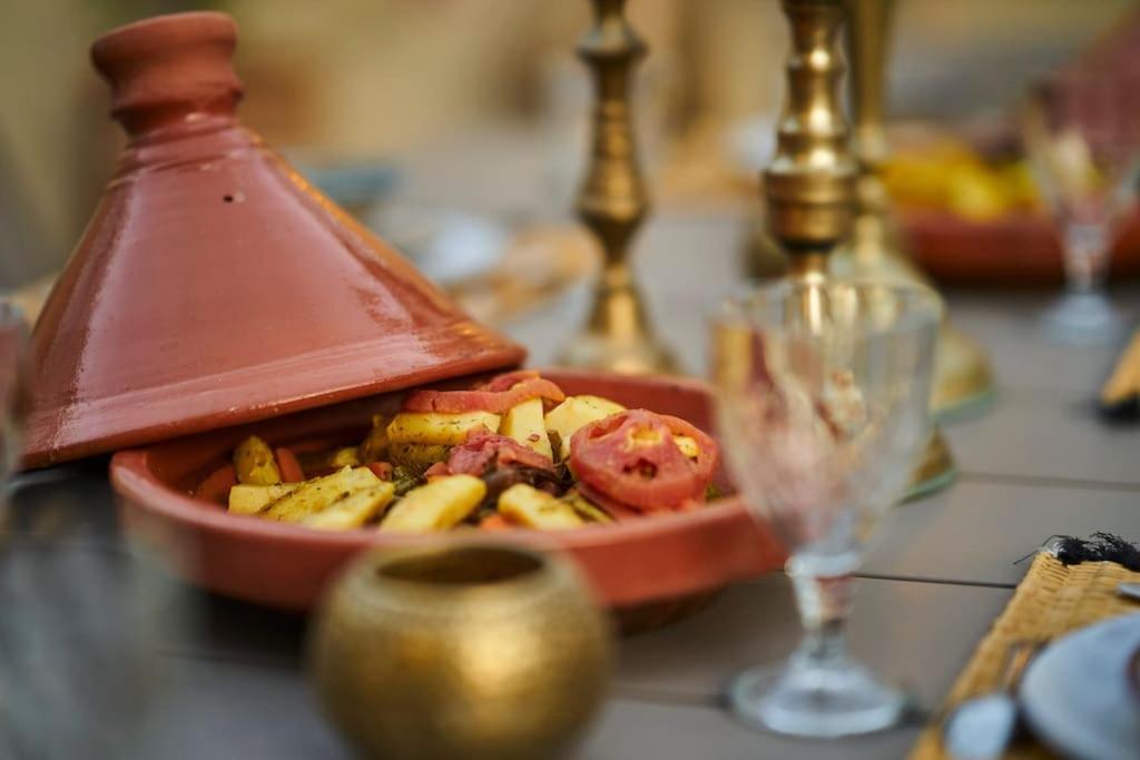 Riad Miloud En Exclusivite 10 P Au Coeur De La Medina 马拉喀什 外观 照片