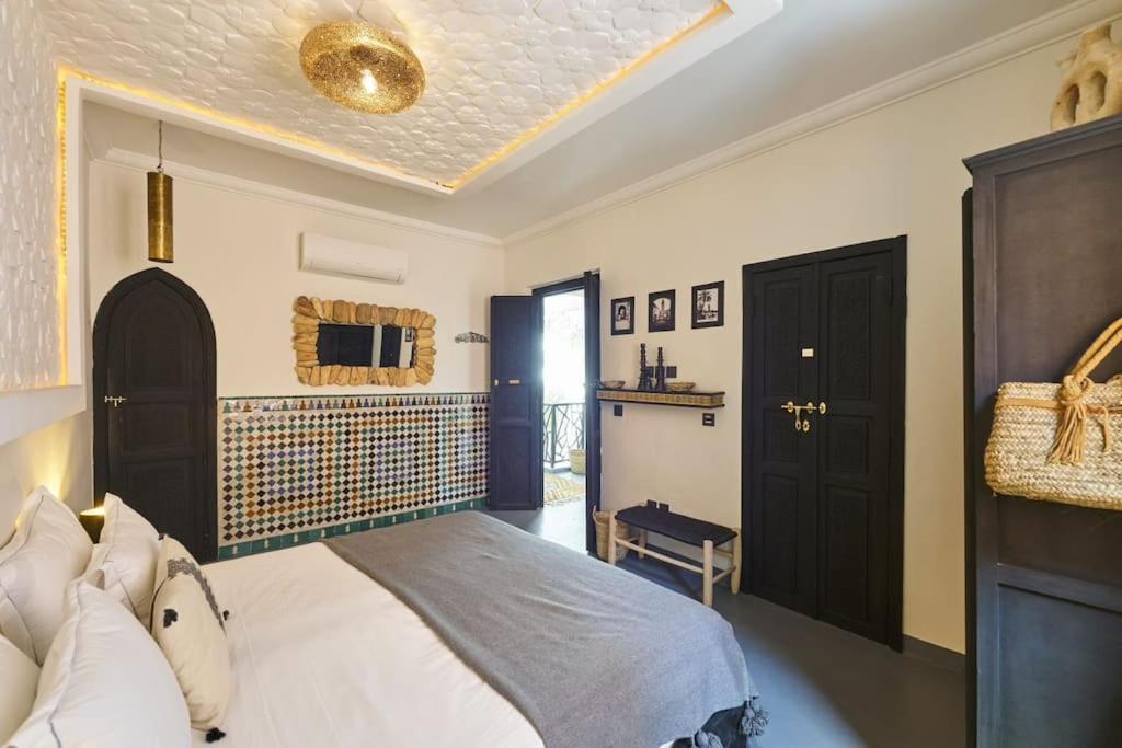 Riad Miloud En Exclusivite 10 P Au Coeur De La Medina 马拉喀什 外观 照片