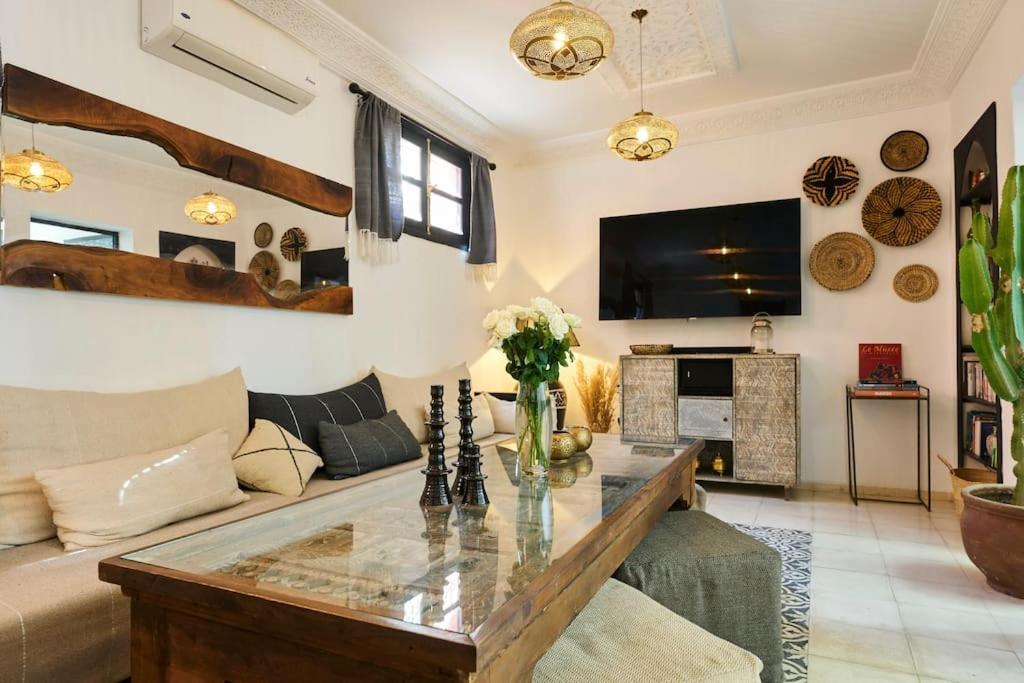 Riad Miloud En Exclusivite 10 P Au Coeur De La Medina 马拉喀什 外观 照片