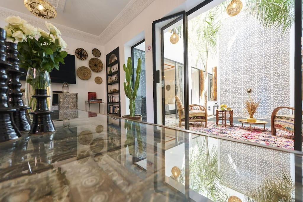 Riad Miloud En Exclusivite 10 P Au Coeur De La Medina 马拉喀什 外观 照片